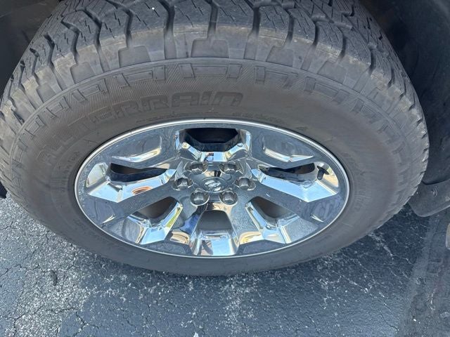 2021 RAM 1500 Big Horn/Lone Star 5.7 Liter V8 Hemi Crew Cab 4WD