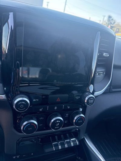 2019 RAM 1500 Big Horn/Lone Star Crew Cab 4x4 5'7' Box