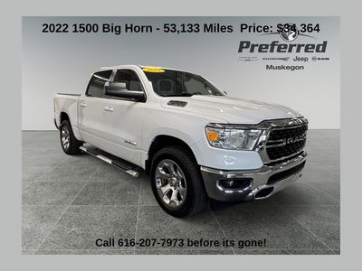2022 RAM 1500 Big Horn Crew Cab 4x4 5'7' Box