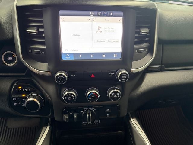 2022 RAM 1500 Big Horn Crew Cab 4x4 5'7' Box