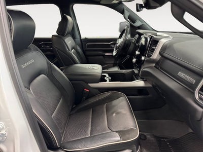 2023 RAM 1500 Laramie Crew Cab 4x4 5'7' Box