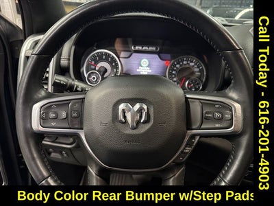 2022 RAM 1500 Laramie Crew Cab 4x4 5'7' Box