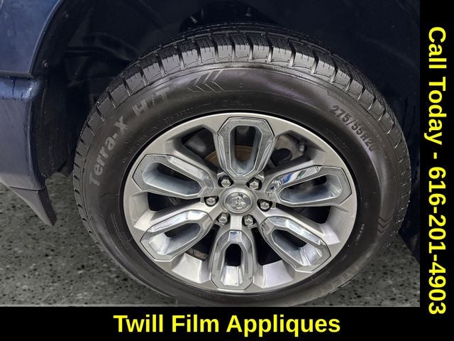 2022 RAM 1500 Laramie Crew Cab 4x4 5'7' Box