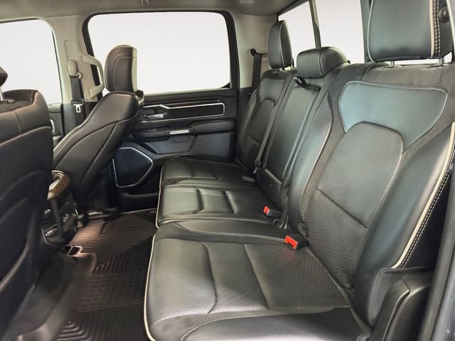 2022 RAM 1500 Laramie 5.7 Liter V8 Hemi Crew Cab 4WD