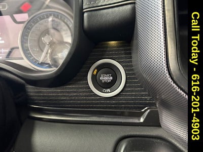 2019 RAM 1500 Limited Crew Cab 4x4 6'4' Box