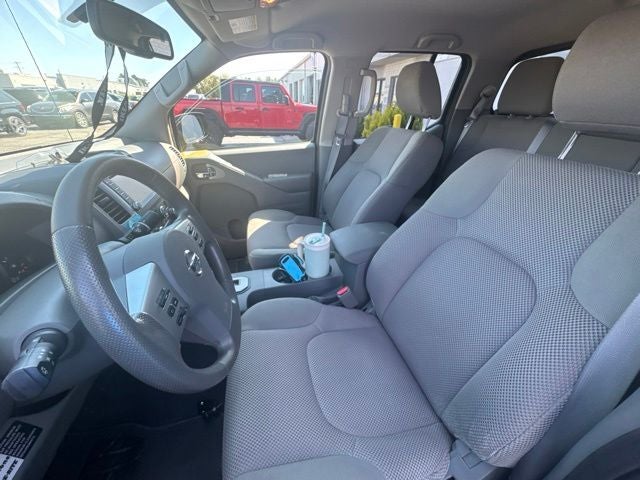 2020 Nissan Frontier SV 3.8 Liter V6 Crew Cab 4WD