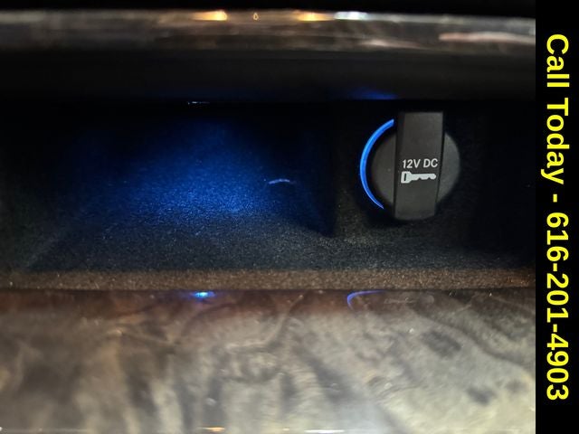 2012 Chrysler 300C AWD