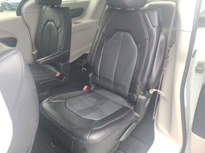 2020 Chrysler Pacifica Touring L 3.6 Liter V6 7 Passenger 3rd Row Seating
