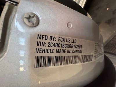 2024 Chrysler Pacifica Touring L 3.6 Liter V6 7 Passenger 3rd Row Seating