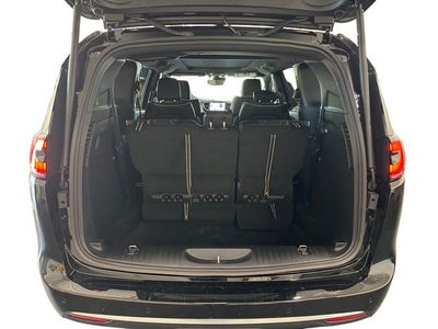 2027 Chrysler Pacifica PACIFICA LIMITED