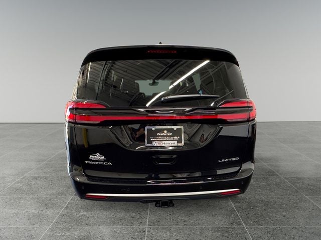 2027 Chrysler Pacifica PACIFICA LIMITED