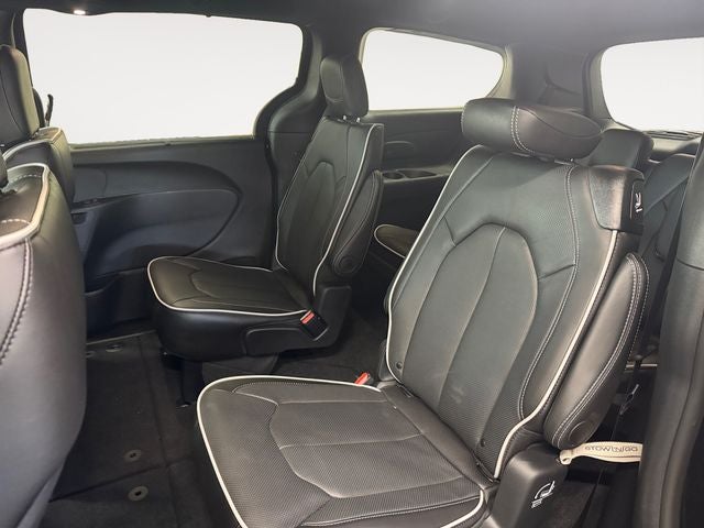 2027 Chrysler Pacifica PACIFICA LIMITED