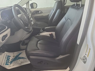 2024 Chrysler Pacifica Touring L 3.6 Liter V6 7 Passenger 3rd Row Seating