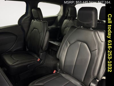 2026 Chrysler Pacifica PACIFICA SELECT AWD