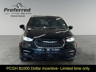 2026 Chrysler Pacifica PACIFICA SELECT AWD