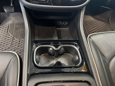 2025 Chrysler Pacifica Limited AWD