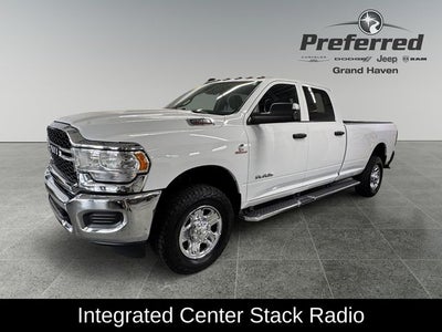 2022 RAM 2500 Tradesman Crew Cab 4x4 8' Box