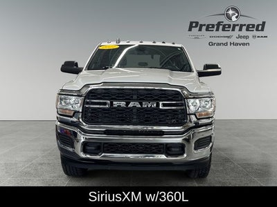 2022 RAM 2500 Tradesman Crew Cab 4x4 8' Box
