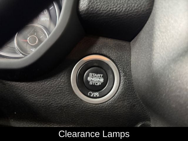 2022 RAM 2500 Tradesman Crew Cab 4x4 8' Box