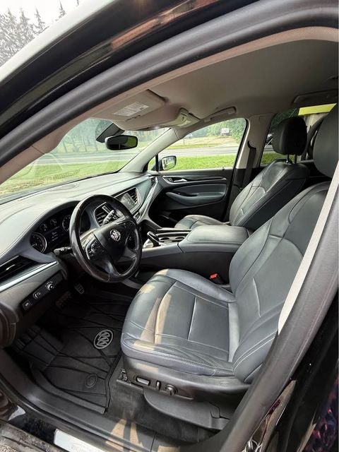 2021 Buick Enclave Essence 3.6 Liter V6 AWD 3rd Row Seating