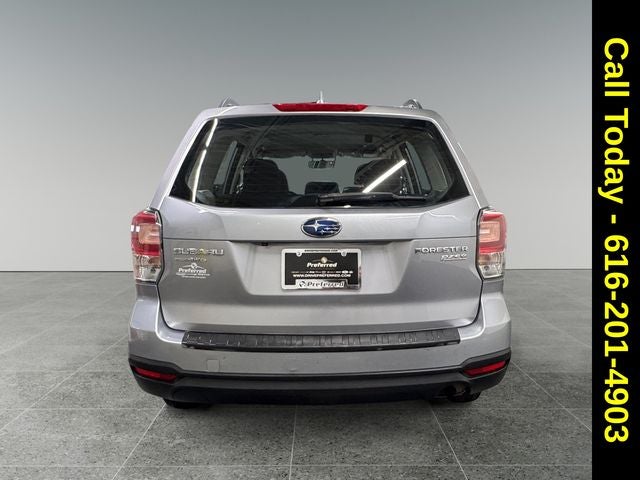 2017 Subaru Forester 2.5i