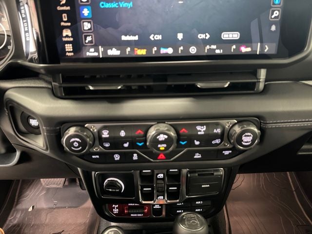 2026 Jeep Wrangler 4-Door Willys 4x4