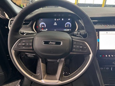 2026 Jeep Grand Cherokee GRAND CHEROKEE LAREDO ALTITUDE 4X4