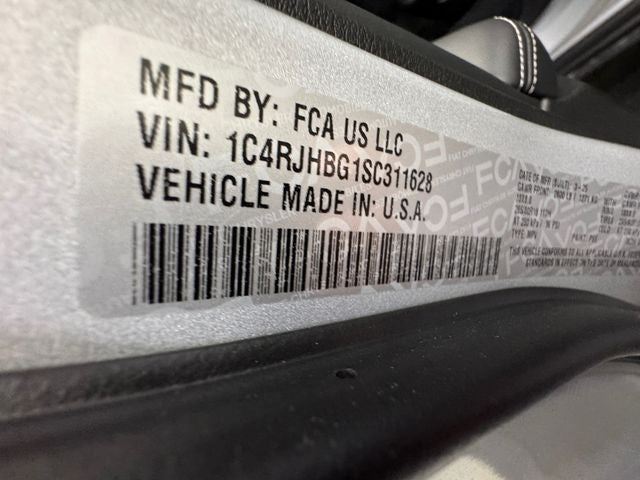 2025 Jeep Grand Cherokee GRAND CHEROKEE LIMITED 4X4