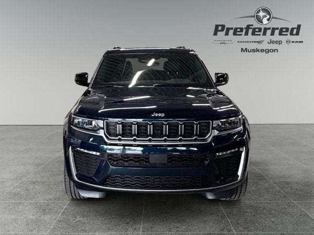 2027 Jeep Grand Cherokee GRAND CHEROKEE LIMITED 4X4