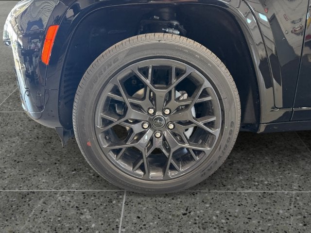 2027 Jeep Grand Cherokee GRAND CHEROKEE SUMMIT 4X4