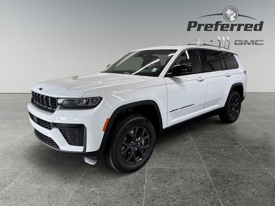 2027 Jeep Grand Cherokee GRAND CHEROKEE L LAREDO ALTITUDE 4X4