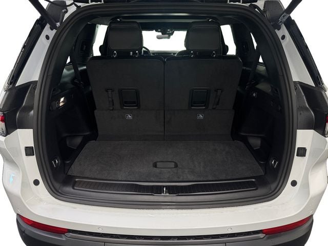2027 Jeep Grand Cherokee GRAND CHEROKEE L LAREDO ALTITUDE 4X4