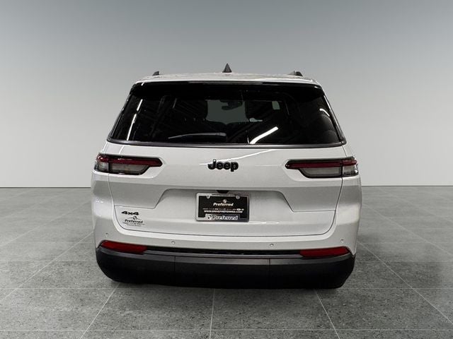 2027 Jeep Grand Cherokee GRAND CHEROKEE L LAREDO ALTITUDE 4X4