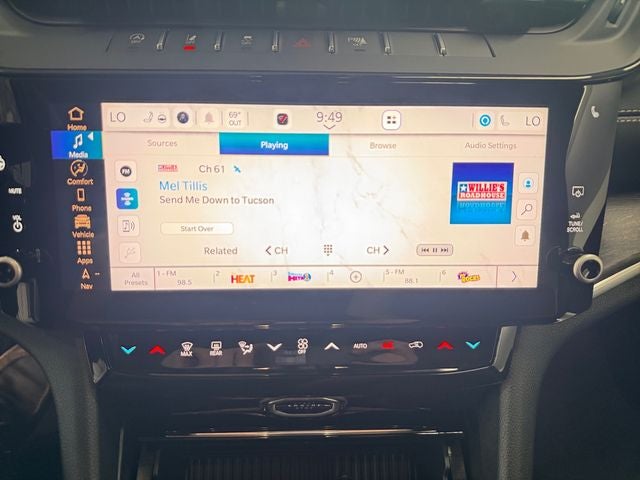2027 Jeep Grand Cherokee GRAND CHEROKEE L LAREDO ALTITUDE 4X4