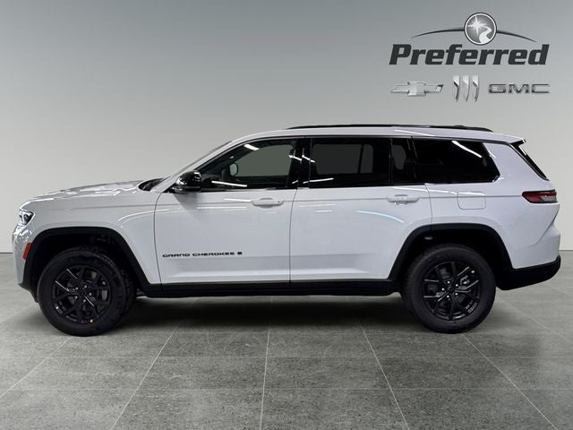 2027 Jeep Grand Cherokee GRAND CHEROKEE L LAREDO ALTITUDE 4X4
