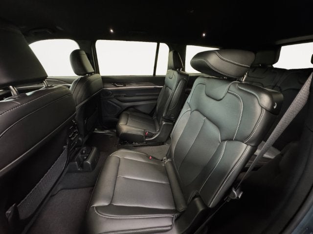 2027 Jeep Grand Cherokee GRAND CHEROKEE L LIMITED 4X4