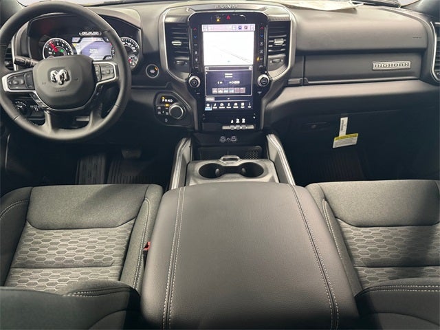 2025 RAM Ram 1500 RAM 1500 BIG HORN CREW CAB 4X4 5'7' BOX