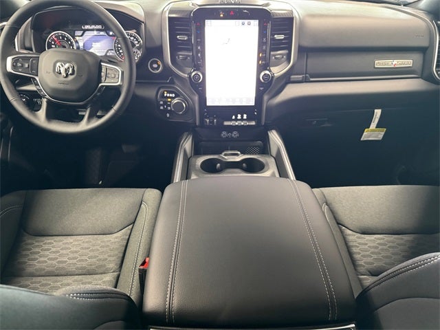 2025 RAM Ram 1500 RAM 1500 LONE STAR CREW CAB 4X4 5'7' BOX