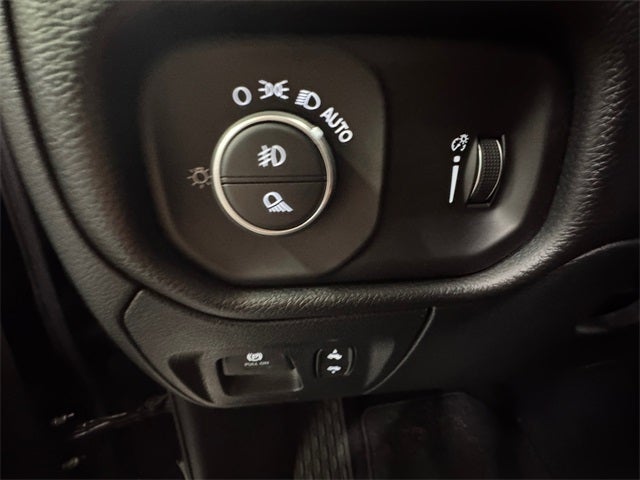 2025 RAM Ram 1500 RAM 1500 BIG HORN CREW CAB 4X4 5'7' BOX