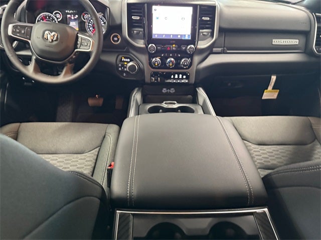 2025 RAM Ram 1500 RAM 1500 BIG HORN CREW CAB 4X4 5'7' BOX