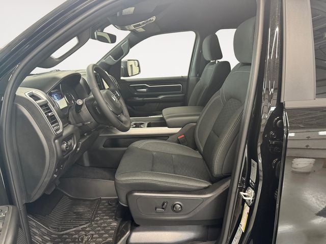 2027 RAM Ram 1500 RAM 1500 BIG HORN CREW CAB 4X4 5'7' BOX