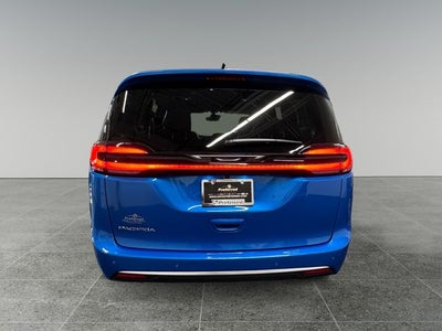2027 Chrysler Pacifica PACIFICA SELECT