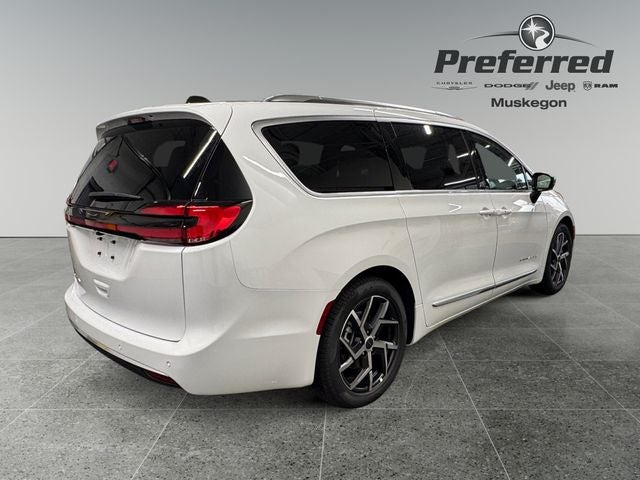 2027 Chrysler Pacifica PACIFICA PINNACLE
