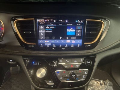 2027 Chrysler Pacifica PACIFICA PINNACLE