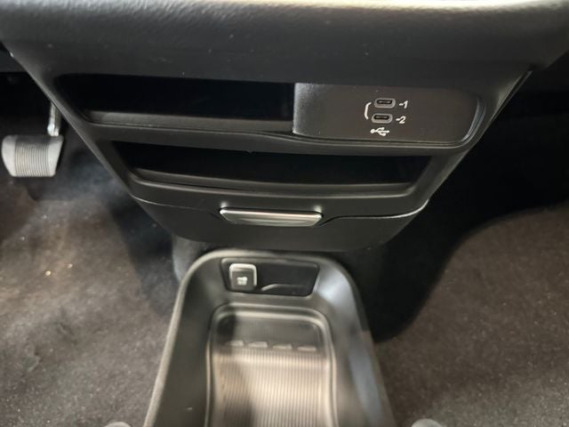 2027 Chrysler Pacifica PACIFICA SELECT AWD