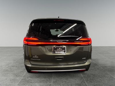 2027 Chrysler Pacifica PACIFICA SELECT AWD