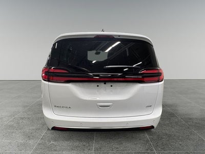 2027 Chrysler Pacifica PACIFICA SELECT AWD