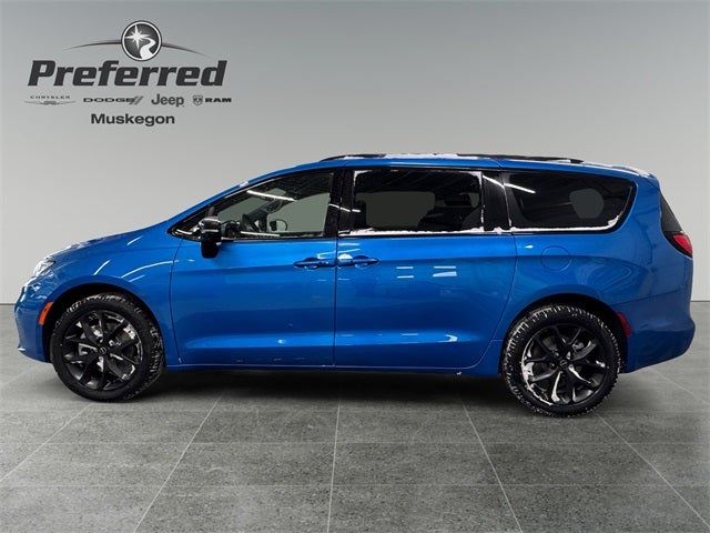 2026 Chrysler Pacifica PACIFICA LIMITED AWD