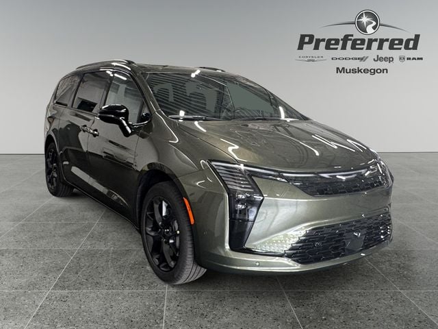 2027 Chrysler Pacifica Limited AWD's photo
