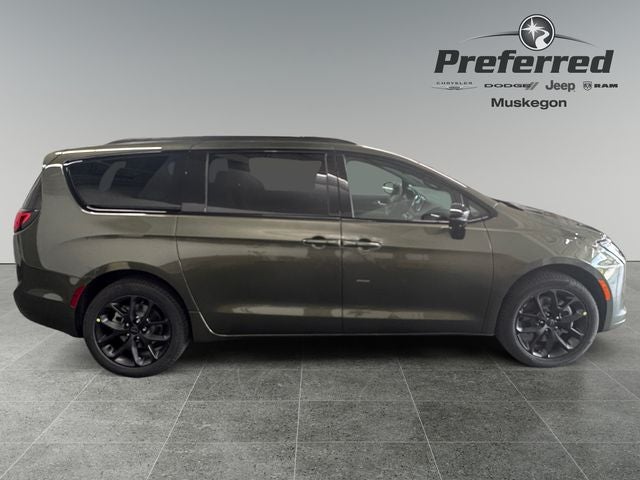 2027 Chrysler Pacifica PACIFICA LIMITED AWD